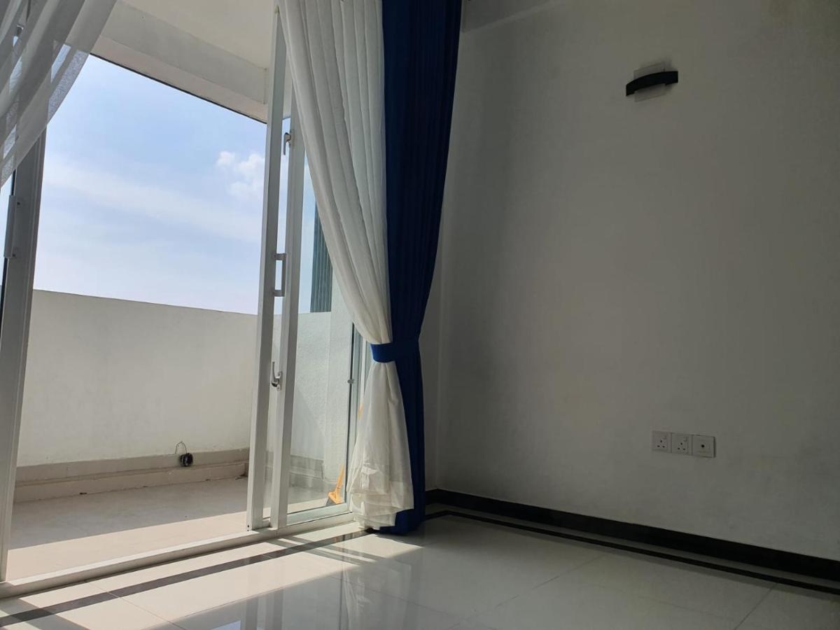 New 2 Bedroom Apartment, 100M Away From The Beach Dehiwala-Mount Lavinia Exterior foto